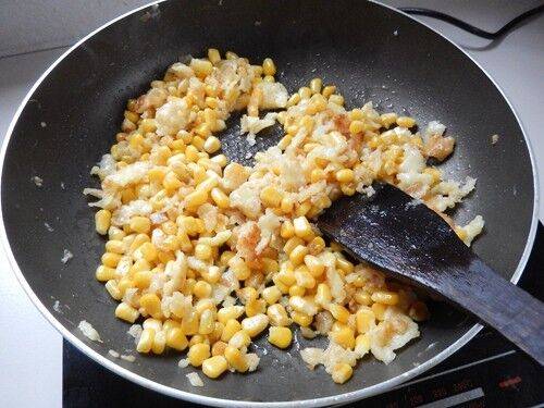 椒盐玉米怎么做又脆又好吃(椒盐玉米怎么做才酥脆)