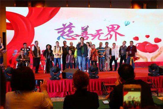 推特 收购(推特CEO首条推文)