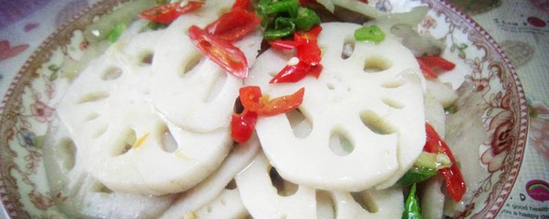 藕怎么焯水做不变色又脆(炒莲藕要不要焯水几分钟)