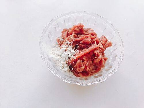 青椒牛肉丝怎么炒又嫩又好吃(怎样炒牛肉丝好吃家庭版)