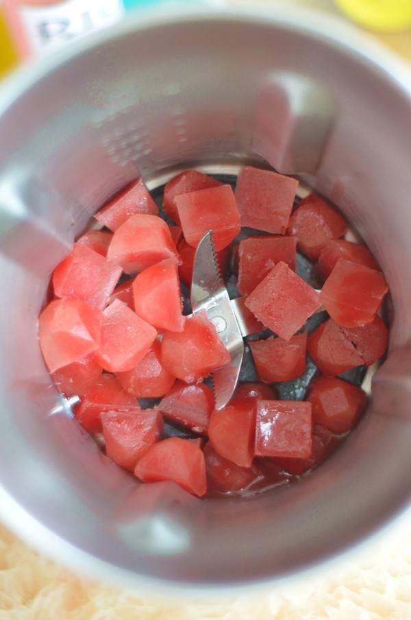 西瓜怎么做好吃简单易学(什么西瓜最好吃又甜)