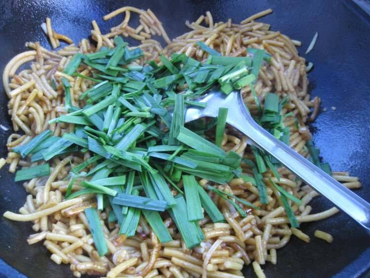 馇子用什么做的(馇子机器)