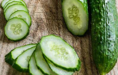 鸡蛋炒黄瓜怎么做更好吃看视频(鸡蛋炒黄瓜怎么做好吃)