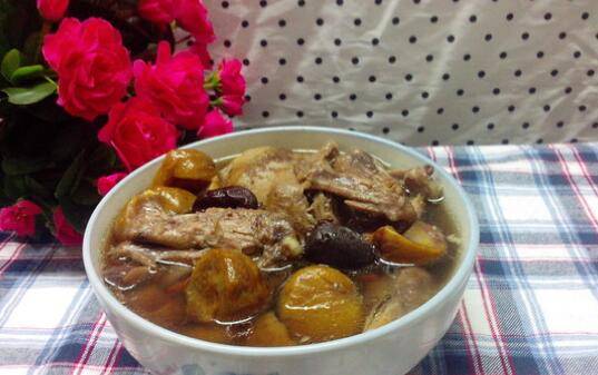 鸽子怎么炖不腥又营养(鸽子怎么烧不腥)