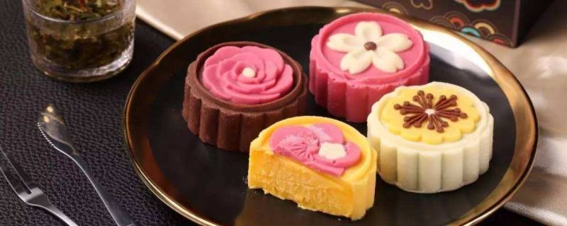 月饼的保质期过了还能吃吗(月饼过了保质期多久会变质)