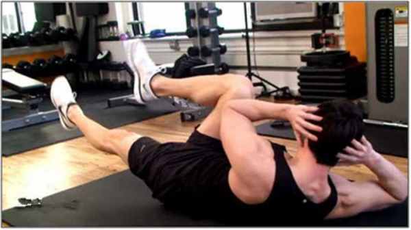 比赛跑步怎么不累还快(怎么样才能让人跑步更快更久不累)