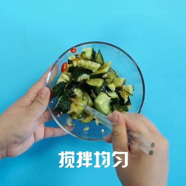 拍青瓜最简单的做法(拍青瓜怎么做好吃又脆)