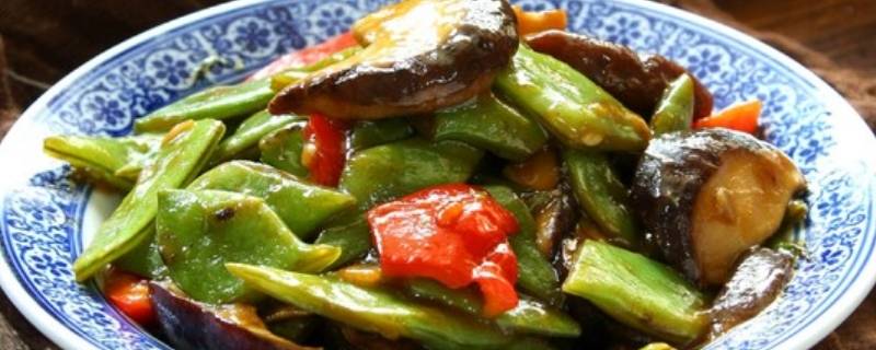 扁豆怎么炒来吃(扁豆怎么炒好看又好吃)