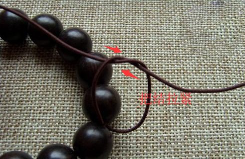 手串扣怎么打结的(手串扣怎么系金刚结)
