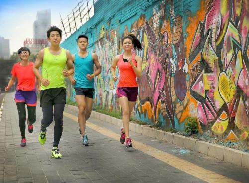 正确跑步姿势不伤膝盖(怎样才能跑步不伤膝盖)