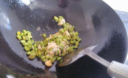 蛋清怎么炒(怎么炒蛋清最嫩)