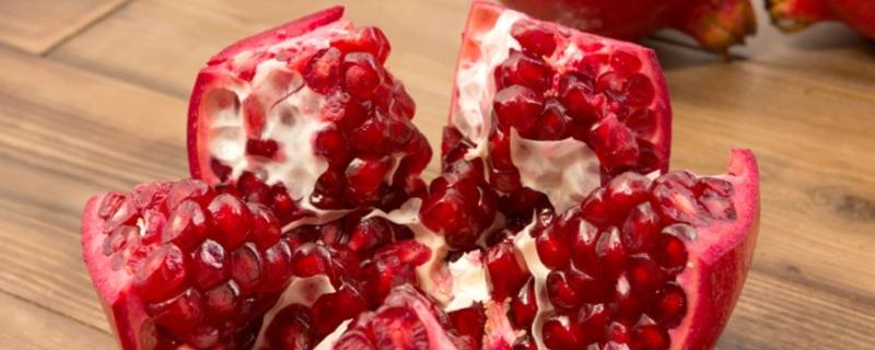 用果汁机怎么榨石榴汁(榨石榴汁买什么榨汁机)