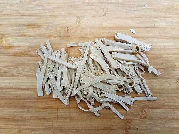 豆皮怎么炒好吃又简单(豆皮怎么炒好吃减肥)