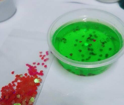 鼻泥怎么做视频教程(鼻涕泥是用什么做的)