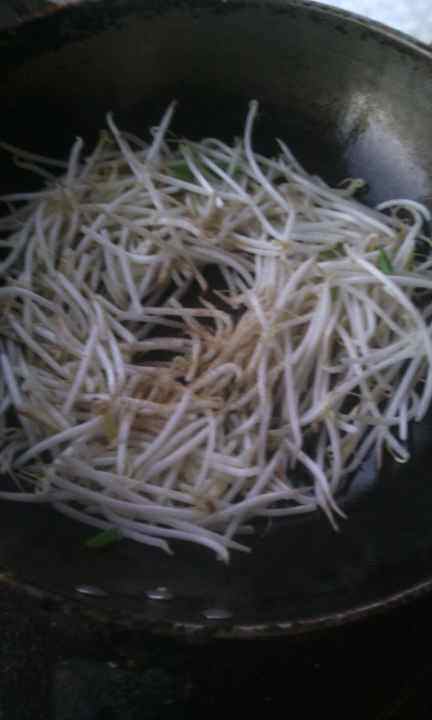 绿豆芽怎么炒(绿豆芽怎么炒家常)