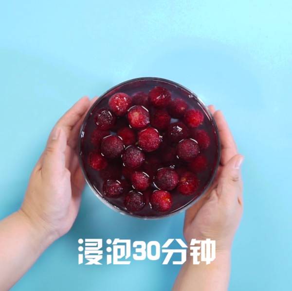 杨梅酒可以加冰块喝吗(杨梅酒可以冰起来喝吗)