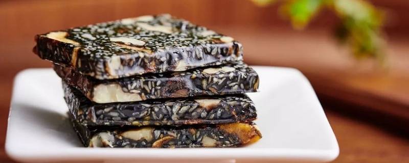 阿胶糕放一年还可以吃吗(阿胶糕放一年还能吃吗)