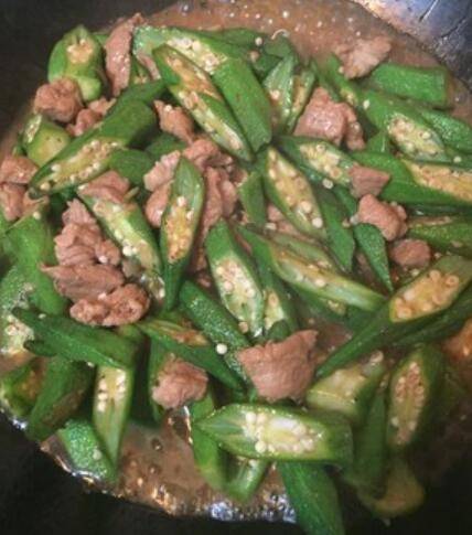 秋葵炒肉怎么炒才好吃(秋葵炒肉怎么煮)