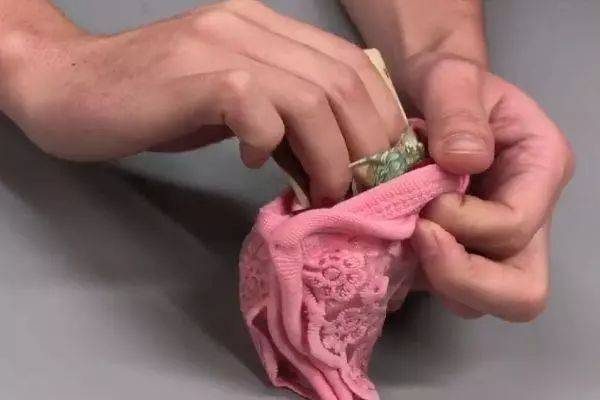 废弃口罩可以改造成什么(废弃口罩怎么改造)