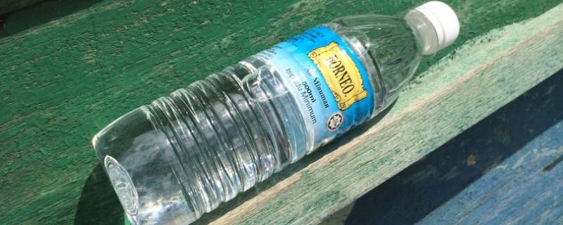 矿泉水会过期吗(矿泉水会过期吗如果过期了能喝吗)