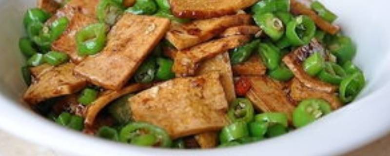 青椒炒豆腐怎么做(青椒炒豆腐怎么做的)