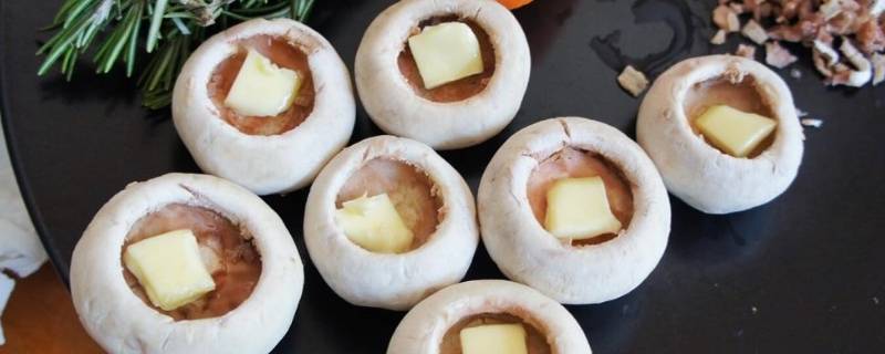 口蘑变黑还能吃吗(口蘑放一会就变黑)