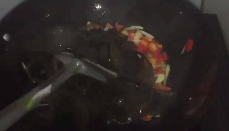 海带怎么炒比较好吃(海带怎么炒好吃)