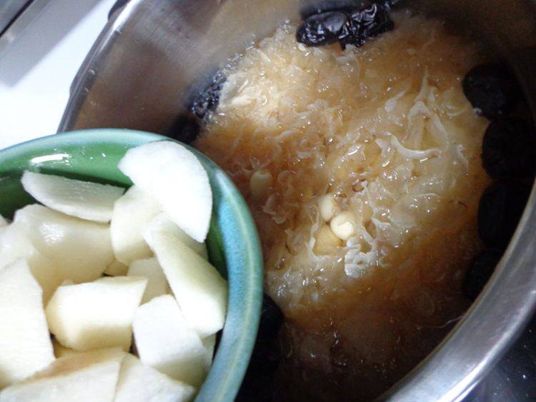 新鲜莲子米怎么做才好吃又营养(新鲜的莲子做什么才好吃)