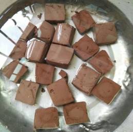 猪红怎么做下饭(厨师猪红做菜教程)