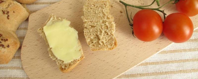 开封的黄油保鲜了半年能用吗(黄油开封冷藏可以放多久)