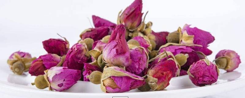 喝玫瑰花茶有什么好处(玫瑰花茶和什么搭配好)