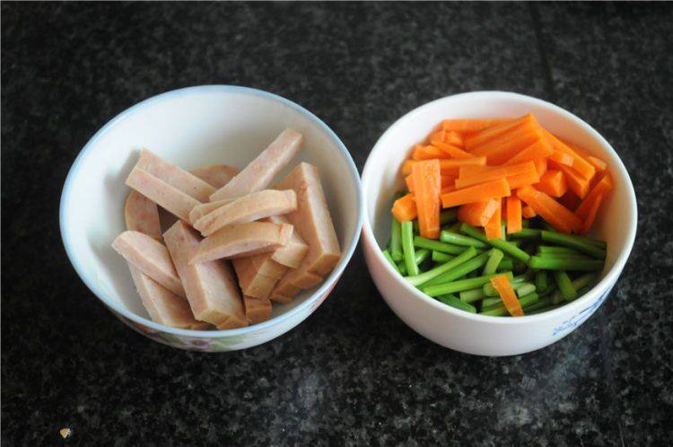 午餐肉如何做才好吃(午餐肉怎么做好吃简单做法)