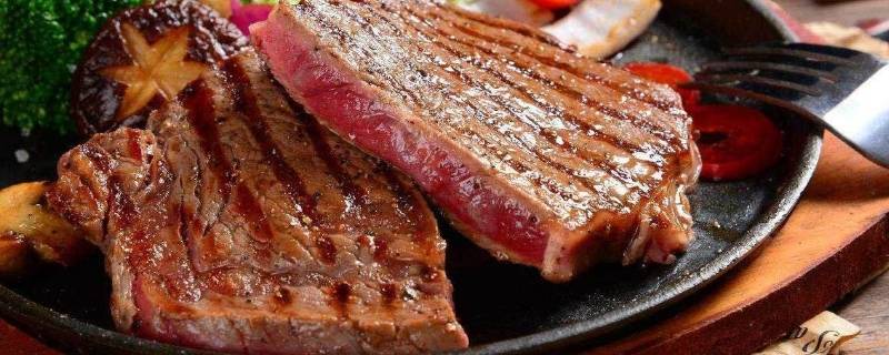 肉冻到冰箱里面多长时间后就不能吃了(熟肉在冰箱冷冻半年能吃吗)