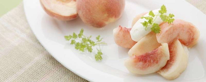 来月经可以吃桃子吗冬天(准备来月经可以吃桃子吗)