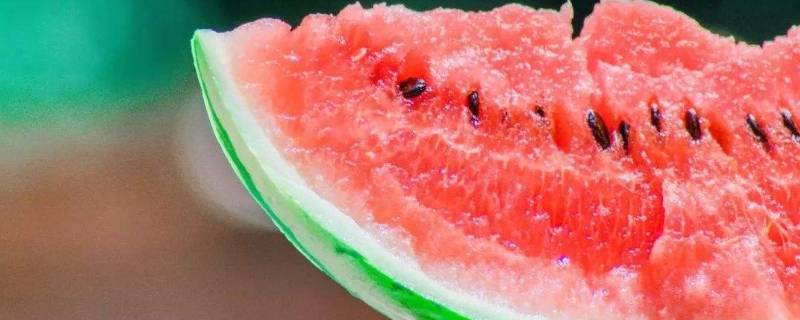 吃西瓜要吐籽儿吗(男孩吃西瓜不吐籽)