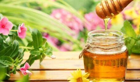 柠檬百香果汁怎么洗掉(柠檬百香果汁怎么做视频)