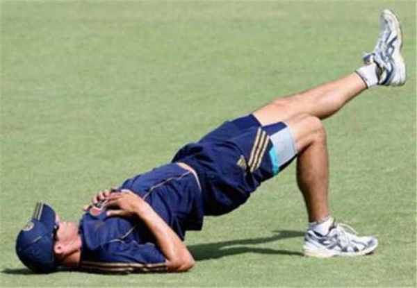 比赛跑步怎么不累还快(怎么样才能让人跑步更快更久不累)