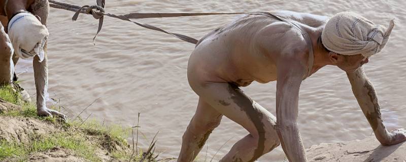 纤夫是什么意思(纤夫的意思和拼音)