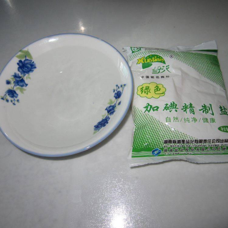 青辣椒整个怎么腌的好吃(怎样腌的青辣椒好吃)