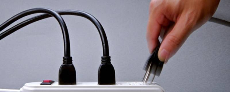 插头有铁锈还能用吗(电插头生锈了还能用吗)