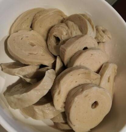 素肠怎么炒下饭(卤好的素肠怎么炒好吃家常)