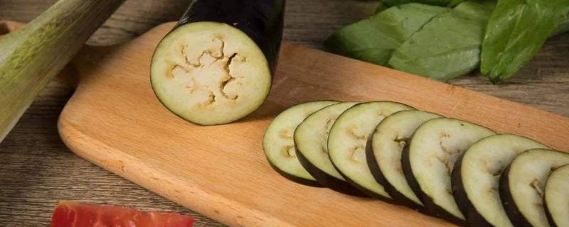 烤箱烤茄子蒜蓉做法家庭版(烤箱烤茄子)