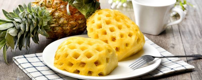 菠萝坏了一块剩下的能吃吗(菠萝部分坏了还能吃吗)