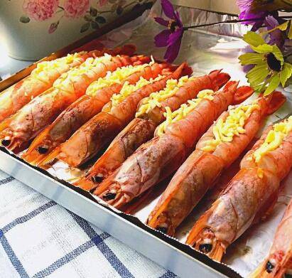 怎么洗虾子挑虾线(怎么洗虾子才洗得干净)