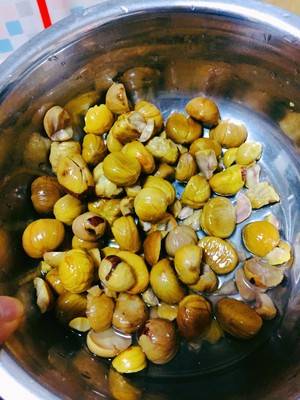 家庭炒板栗沙怎么炼制(炒板栗的沙怎么制)