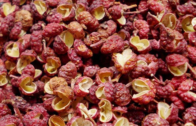 花椒怎么炒的香(花椒怎么炒才又麻又香)