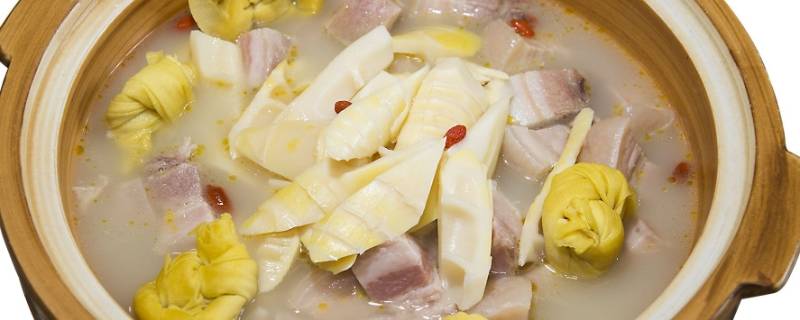 鲜笋酸菜汤的做法(腊肉鲜笋汤的做法)