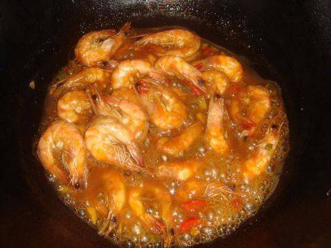 河虾怎么炒好吃(河虾怎么炒才好吃的做法大全)