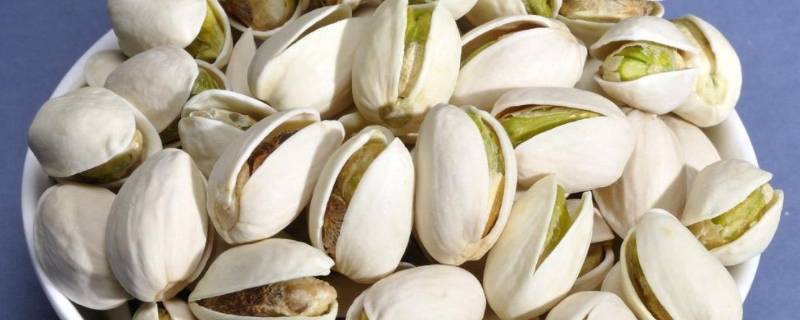 开心果是漂白的吗(开心果漂白和不漂白有什么区别?)