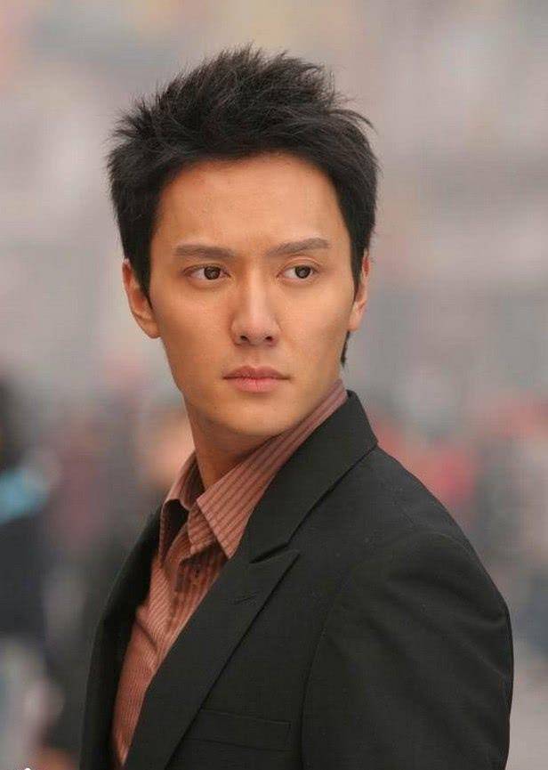 冯绍峰,赵丽颖为啥离婚(赵丽颖为什么跟冯绍峰离婚)